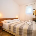 Ivo Apartman